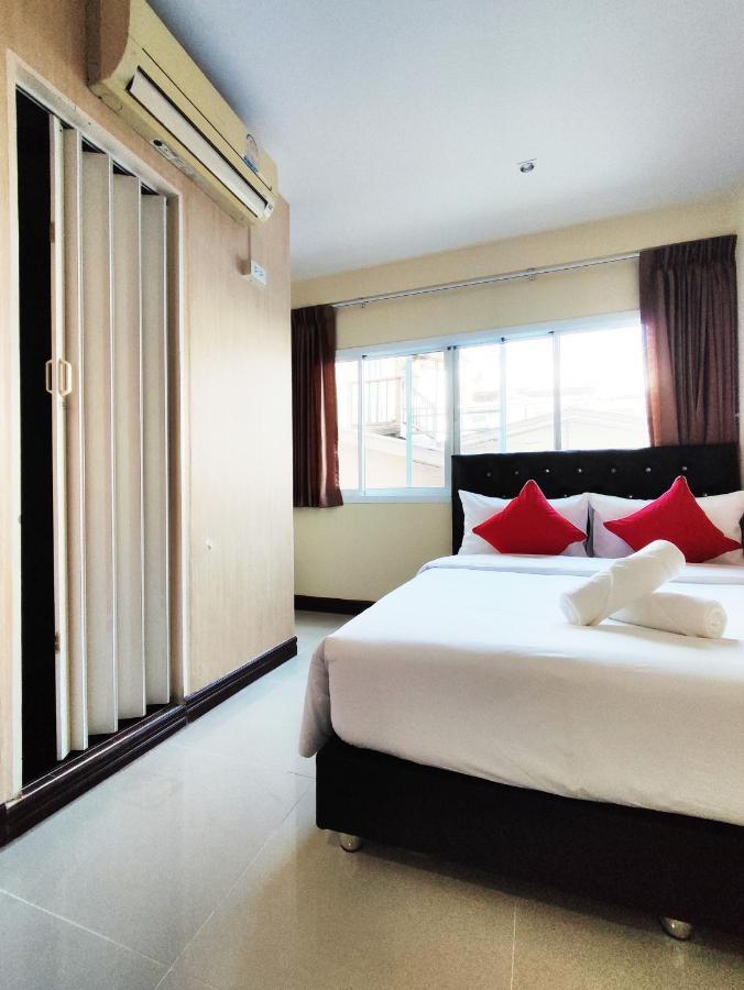 Ks House Hotel Bangkok Exterior photo